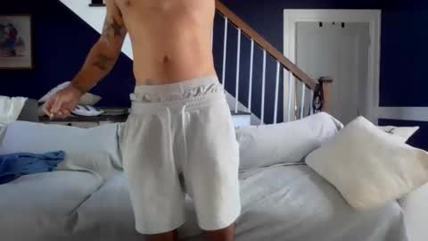 Snapshot of itzmeebaby chatting on 11.12.25 Itzmeebabyy online show from 11.12.25