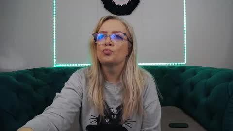 ivanacharm online show from 02.17.26