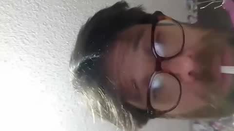 Snapshot of ivanchelon chatting on 03.02.25 Vanchi online show from 03.02.25