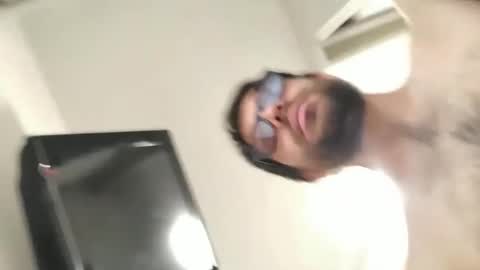 Snapshot of ivanchelon chatting on 10.24.25 Vanchi online show from 10.24.25