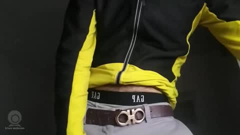 Snapshot of ivanchelon chatting on 11.13.25 Vanchi online show from 11.13.25