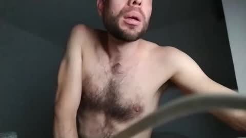 Snapshot of ivanchelon chatting on 11.14.25 Vanchi online show from 11.14.25