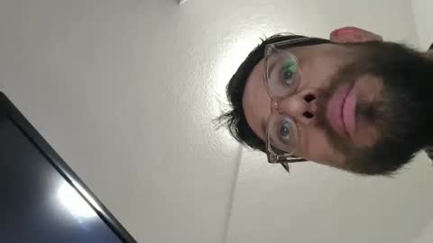 Snapshot of ivanchelon chatting on 12.15.25 Vanchi online show from 12.15.25