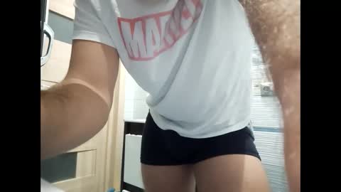 Snapshot of ivanes888 chatting on 12.14.25 Mickey online show from 12.14.25