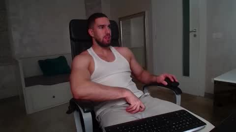 IvanHydee online show from 12.23.25