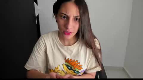 ivanna_essis online show from 01.10.25