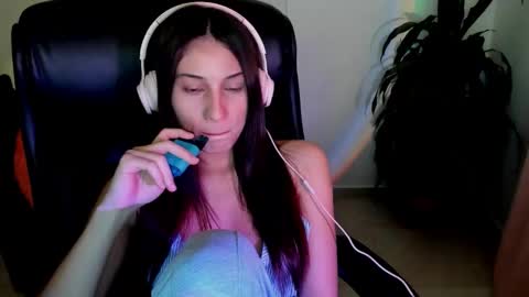 ivanna_essis online show from 10.11.25