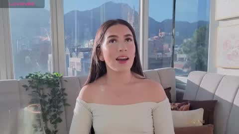 Snapshot of ivanna_west chatting on 09.22.25 Ivanna West online show from 09.22.25