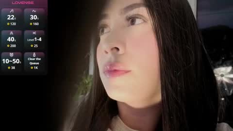 Snapshot of ivanna_west chatting on 09.26.25 Ivanna West online show from 09.26.25