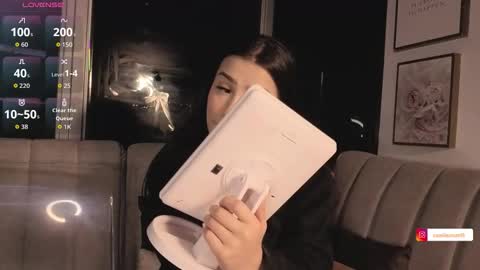 Snapshot of ivanna_west chatting on 11.13.25 Ivanna West online show from 11.13.25