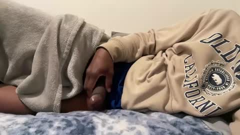 Snapshot of iversoncoreia chatting on 03.10.25 iverson online show from 03.10.25