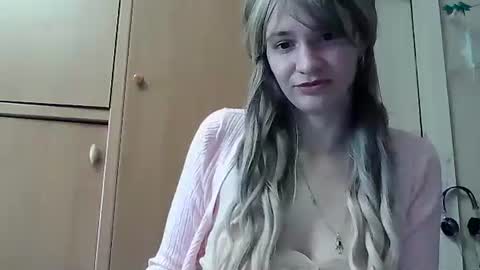 Snapshot of ivetta911 chatting on 11.06.25 ivetta911 online show from 11.06.25