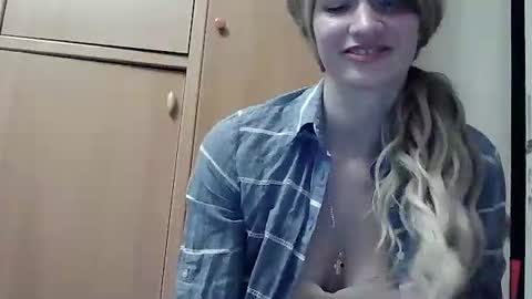 Snapshot of ivetta911 chatting on 11.12.25 ivetta911 online show from 11.12.25