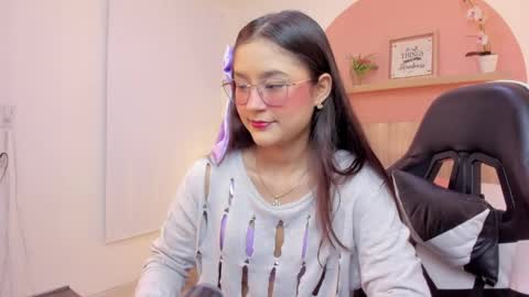 I V E T T E online show from 04.21.26