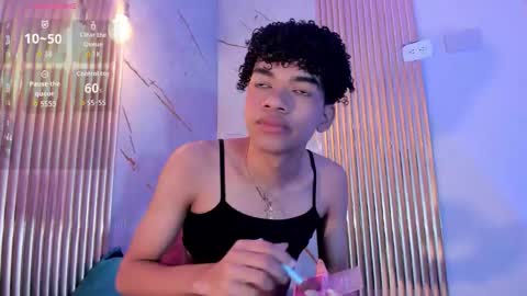 Snapshot of ivone_rose_ chatting on 11.30.25 Ivon online show from 11.30.25