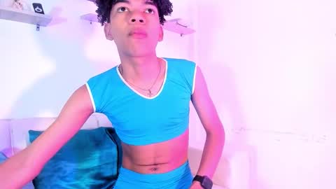 Snapshot of ivone_rose_ chatting on 12.03.25 Ivon online show from 12.03.25