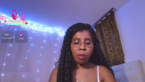  Ivon  Miss Jones  online show from 08.08.26