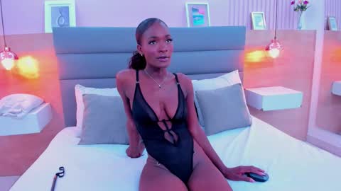 Ivonne Duval  online show from 03.06.26