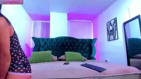 Ivonny online show from 11.04.25