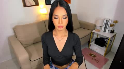 Snapshot of ivorycollins chatting on 01.03.25 kirstenelsie online show from 01.03.25