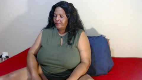 IVORYTITS48 online show from 06.19.26