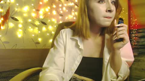 Snapshot of ivy_dean_ chatting on 02.03.25 Ivy online show from 02.03.25