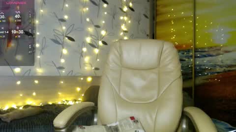 Snapshot of ivy_dean_ chatting on 03.09.25 Ivy online show from 03.09.25