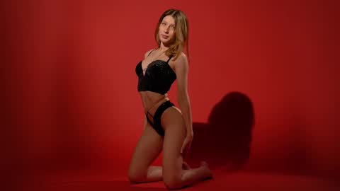 Snapshot of ivy_whyte chatting on 02.28.25 Ivy online show from 02.28.25