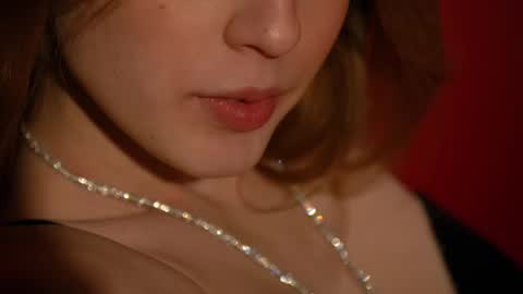 Snapshot of ivy_whyte chatting on 03.05.25 Ivy online show from 03.05.25