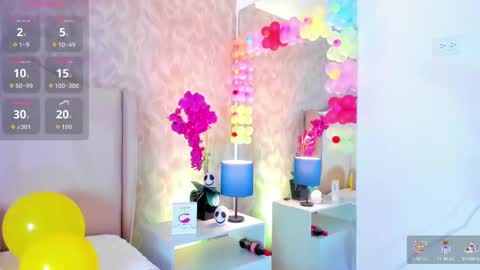 Snapshot of ivyangel_mei chatting on 10.23.25 Ivy online show from 10.23.25