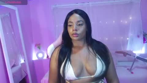 i v y  b l i s s online show from 07.04.26