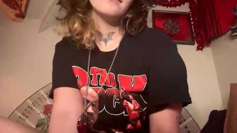 IVY DEVILL online show from 06.09.26