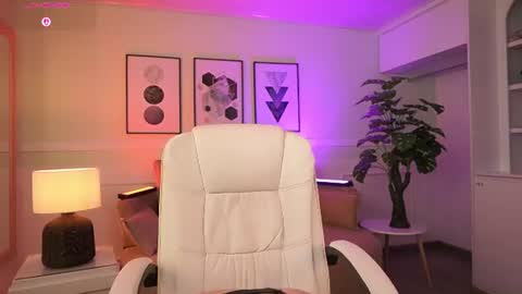 Ivy Grabes online show from 07.28.26