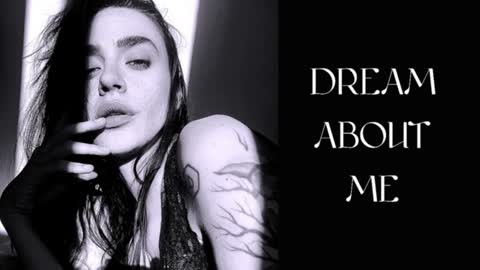 Snapshot of ivyjonson chatting on 12.22.24 Miss Ivy online show from 12.22.24