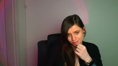 Snapshot of ivynoir_ chatting on 04.02.26 Ivy online show from 04.02.26