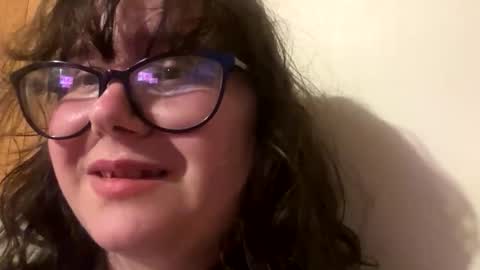 Snapshot of ivyysin chatting on 04.05.26 IvyySinn online show from 04.05.26