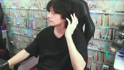 Snapshot of iwillfall_ chatting on 12.26.24 Maxim online show from 12.26.24