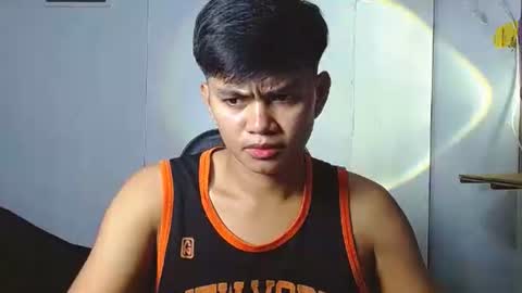 Snapshot of iya143 chatting on 10.27.25 iya143 online show from 10.27.25