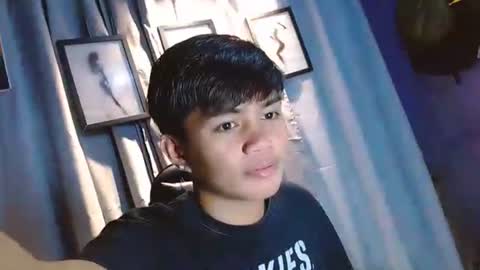 Snapshot of iya143 chatting on 12.21.25 iya143 online show from 12.21.25