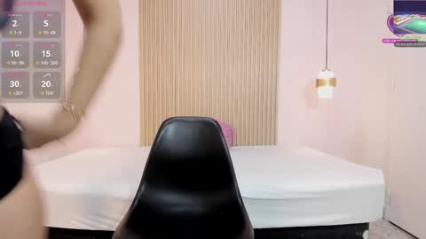 izelevans online show from 02.26.26