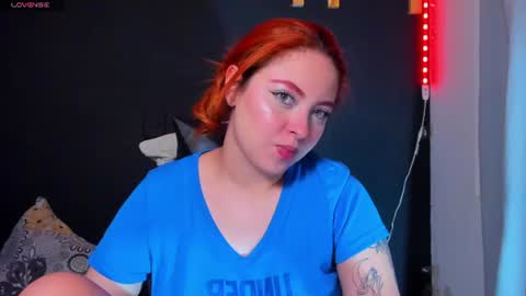 hot izys online show from 07.18.26