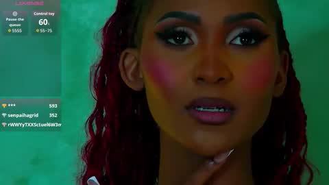 Snapshot of izzie_sugar chatting on 09.19.25 Sugar Babe online show from 09.19.25