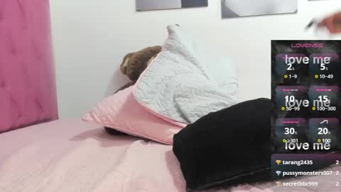 Izzy online show from 03.02.25