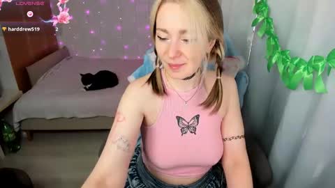  K A T E    I have great pvt hot shows with dildos shows in pantyhose I love to squirt fabulously online show from 04.14.26