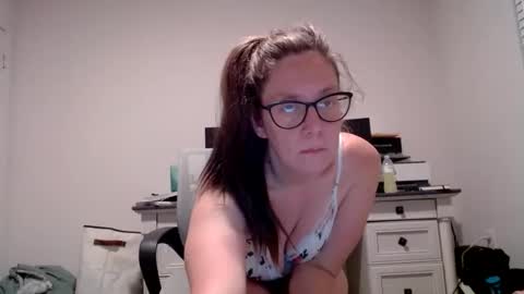 izzynoela online show from 09.10.25