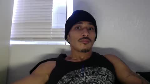 Snapshot of j0nnyk1ng chatting on 02.15.25 Mugen online show from 02.15.25