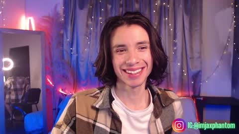 Snapshot of j_a_x_x_x_o_n chatting on 11.04.25 Hey im Jaxxxon check my info online show from 11.04.25