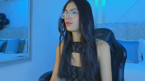 Snapshot of j_belle_ chatting on 03.21.26 j_belle_ online show from 03.21.26