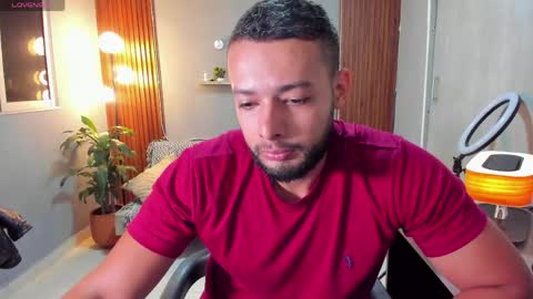 Calix  Independient model Insta and twt Calixsnake online show from 04.26.26