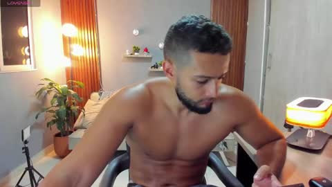 Calix  Independient model Insta and twt Calixsnake online show from 05.10.26